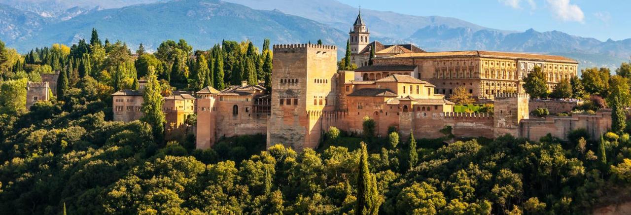 Todosierranevada Zona Baja - Edificio Alhambra - Junto A Los Telecabinas Serra Nevada Exterior foto